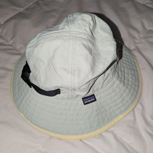 Patagonia Light Gray Bucket Hat - Picture 1 of 8